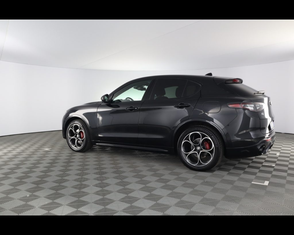 ALFA ROMEO Stelvio 2.2 t Veloce Q4 210cv auto - 11