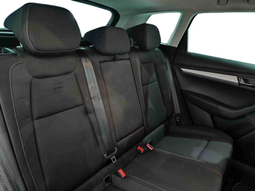 SKODA Karoq 1.0 TSI 110 CV Executive - 22