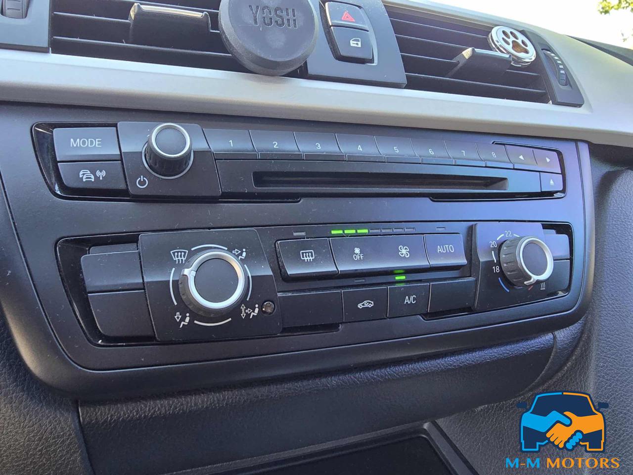 BMW 320 d Efficient Dynamics Touring Business aut. - 17