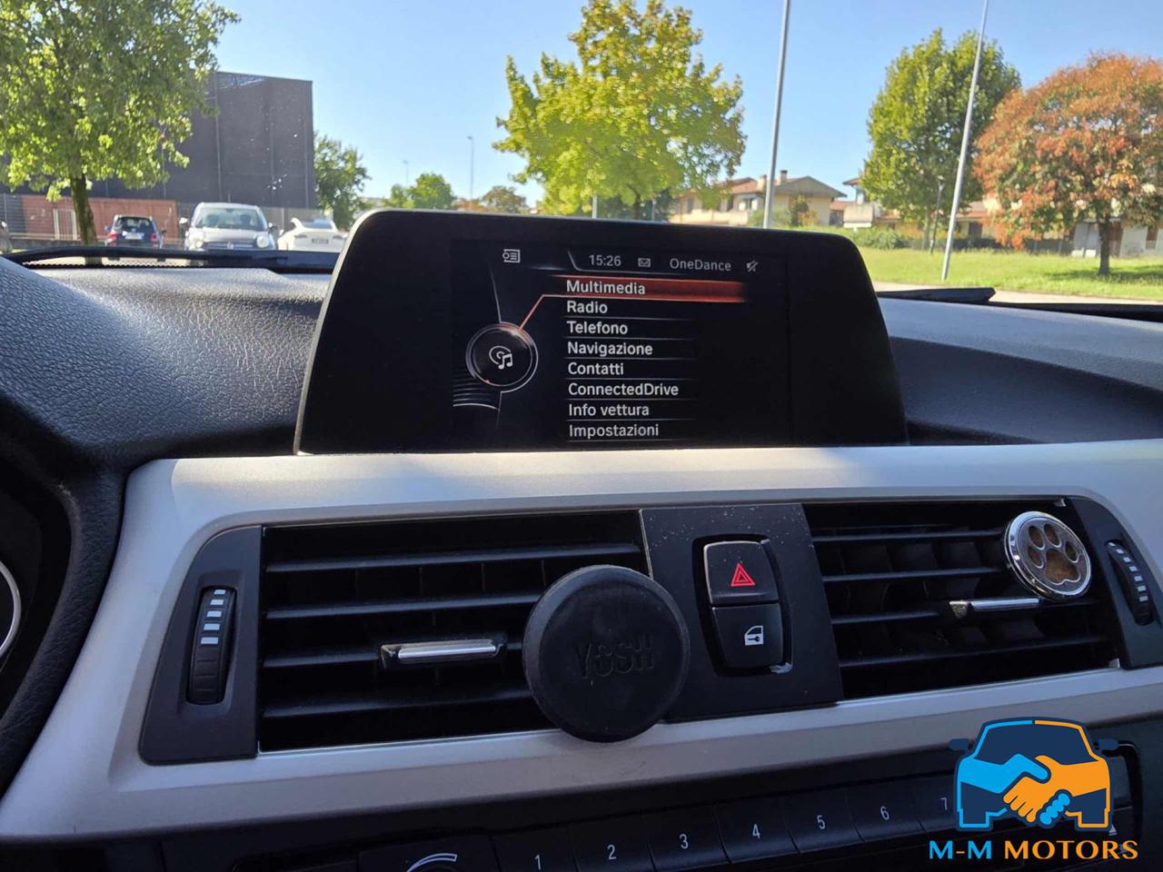 BMW 320 d Efficient Dynamics Touring Business aut. - 16