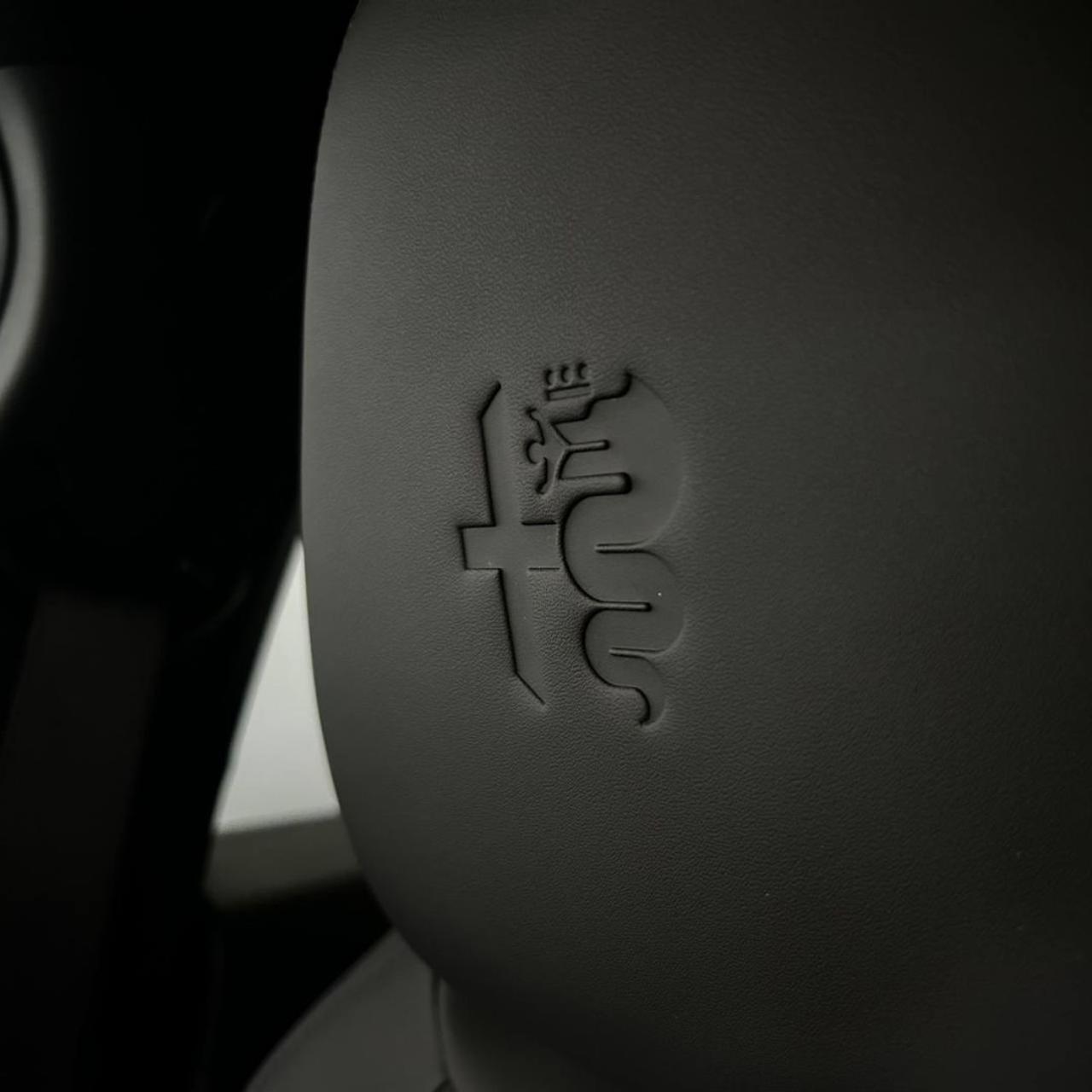 ALFA ROMEO Junior 1.2 145 CV Hybrid eDCT6 Speciale PACK TECHNO - 13