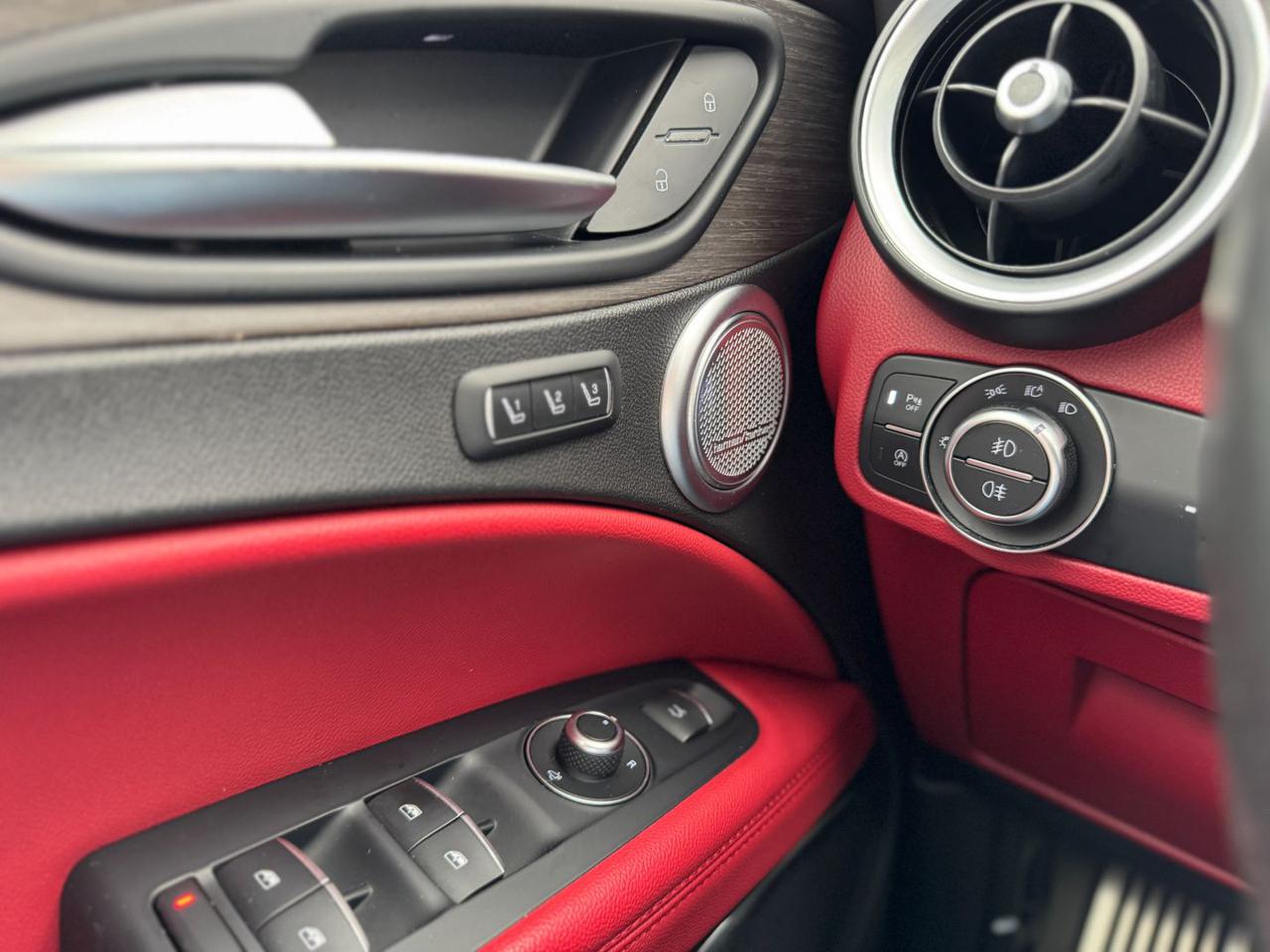 ALFA ROMEO Stelvio 2.2 TD 210cv AT8 Q4 Veloce Tì - 32