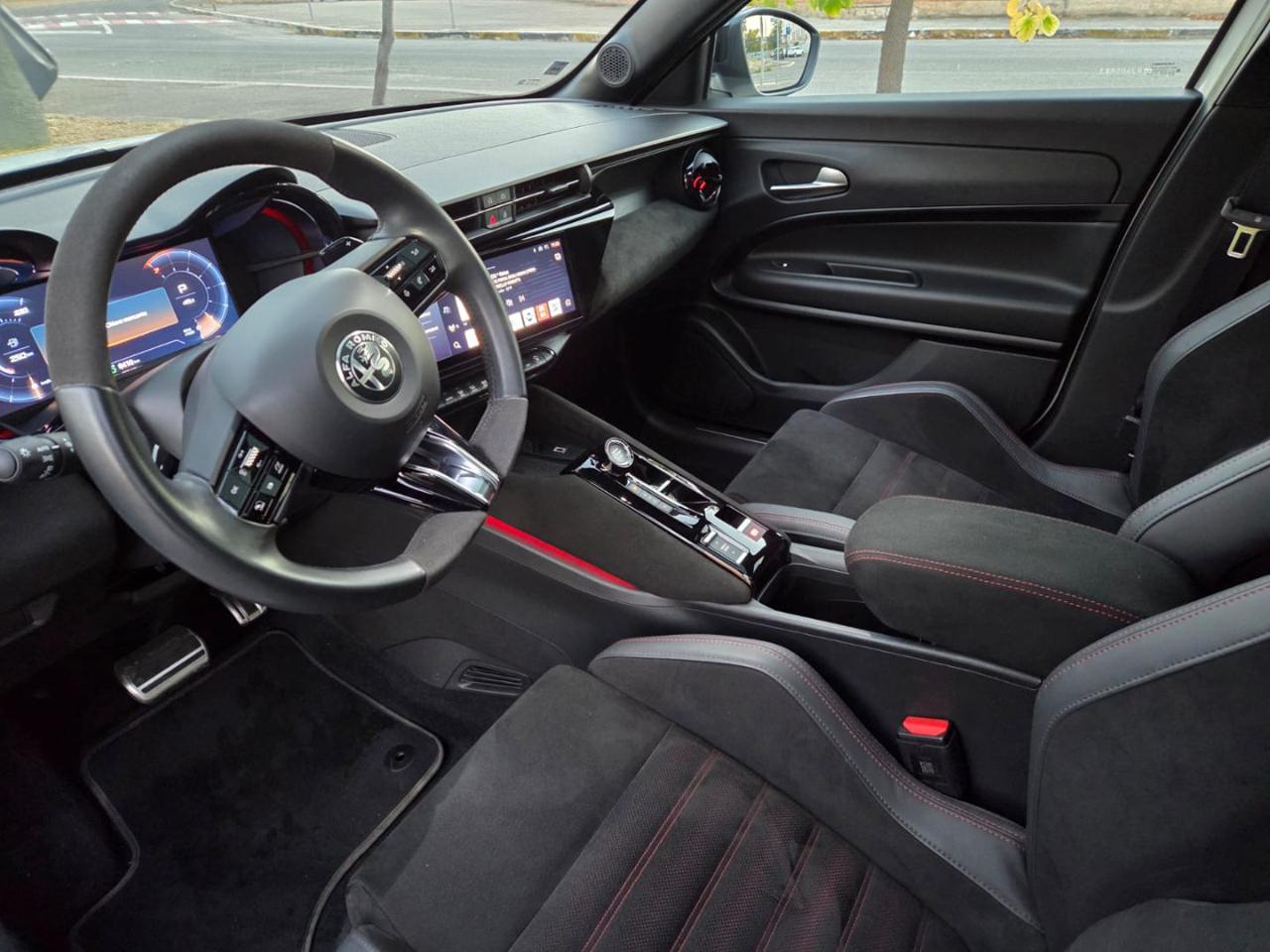 ALFA ROMEO Junior 1.2 Hybrid SPECIALE (Tetto Pan.-Sabelt-Full Opt.) - 16