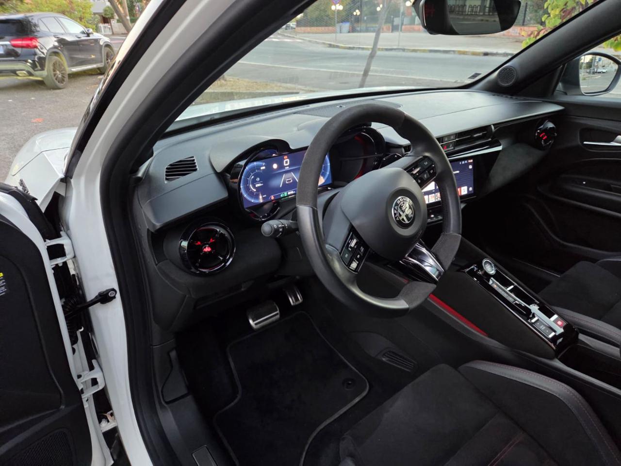 ALFA ROMEO Junior 1.2 Hybrid SPECIALE (Tetto Pan.-Sabelt-Full Opt.) - 22