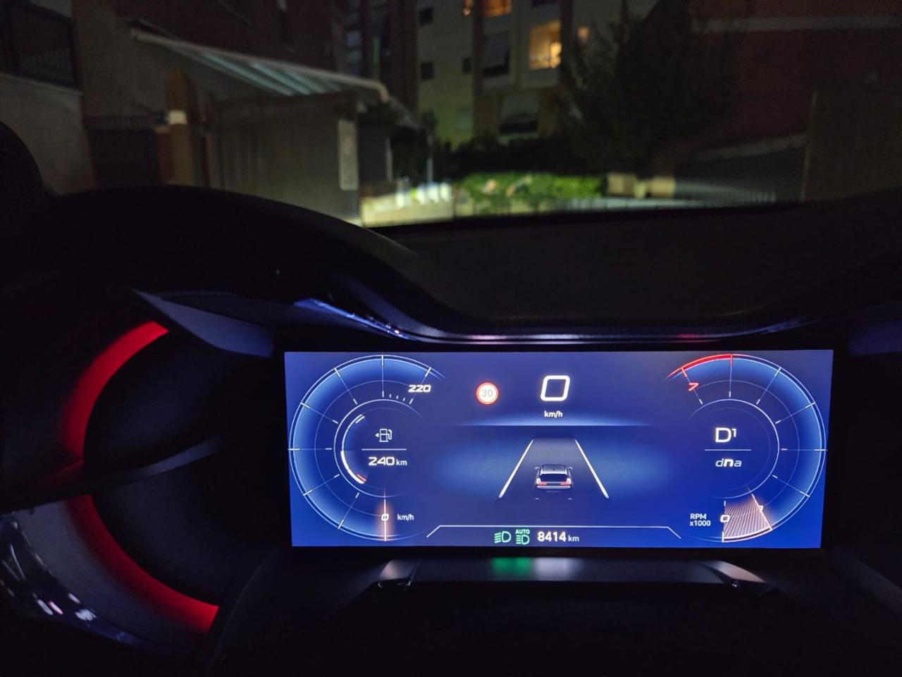 ALFA ROMEO Junior 1.2 Hybrid SPECIALE (Tetto Pan.-Sabelt-Full Opt.) - 9