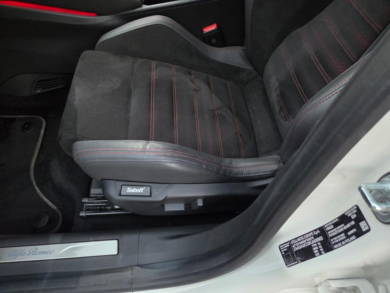 ALFA ROMEO Junior 1.2 Hybrid SPECIALE (Tetto Pan.-Sabelt-Full Opt.) - 15