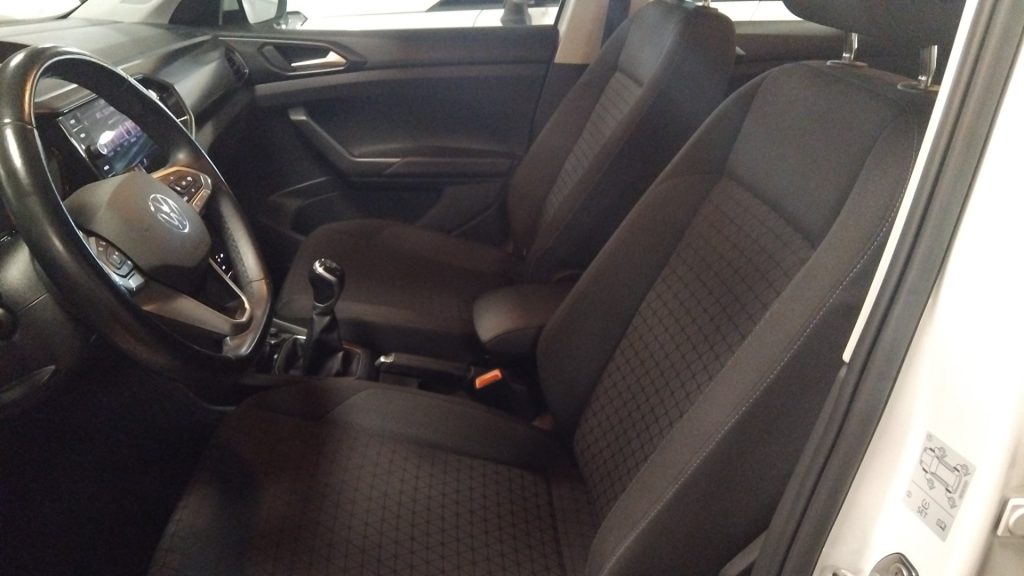 VOLKSWAGEN T-Cross 1.0 TSI Style 95 HP TECH PACK - 9