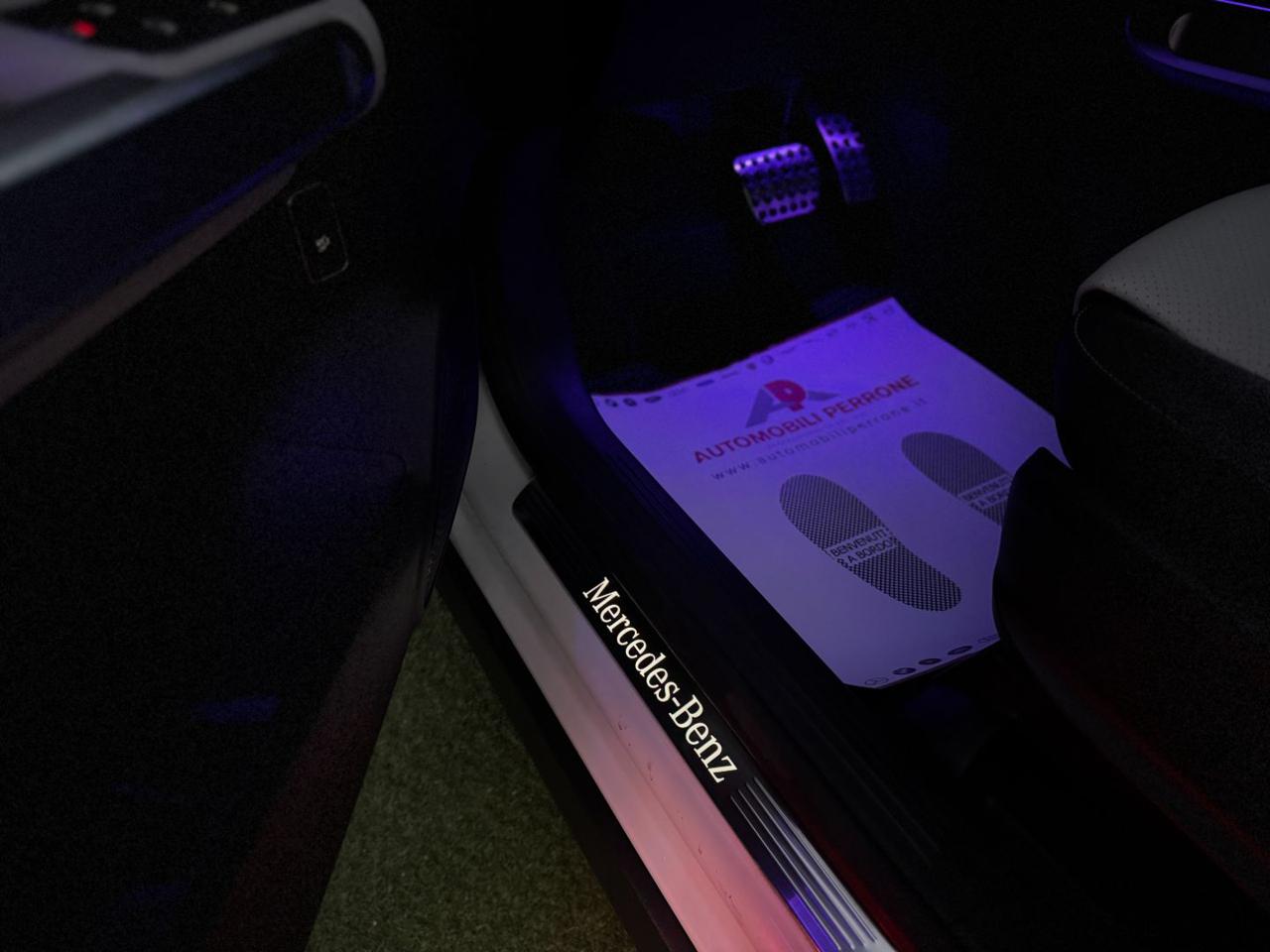 MERCEDES-BENZ GLB 200 d Auto 4Matic Premium AMG (Tetto/Led64/Pelle) - 29