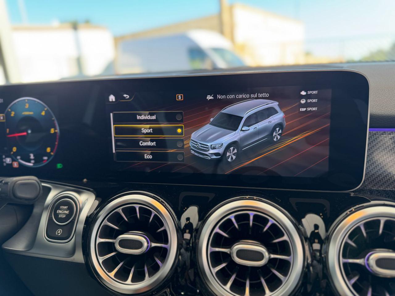 MERCEDES-BENZ GLB 200 d Auto 4Matic Premium AMG (Tetto/Led64/Pelle) - 38