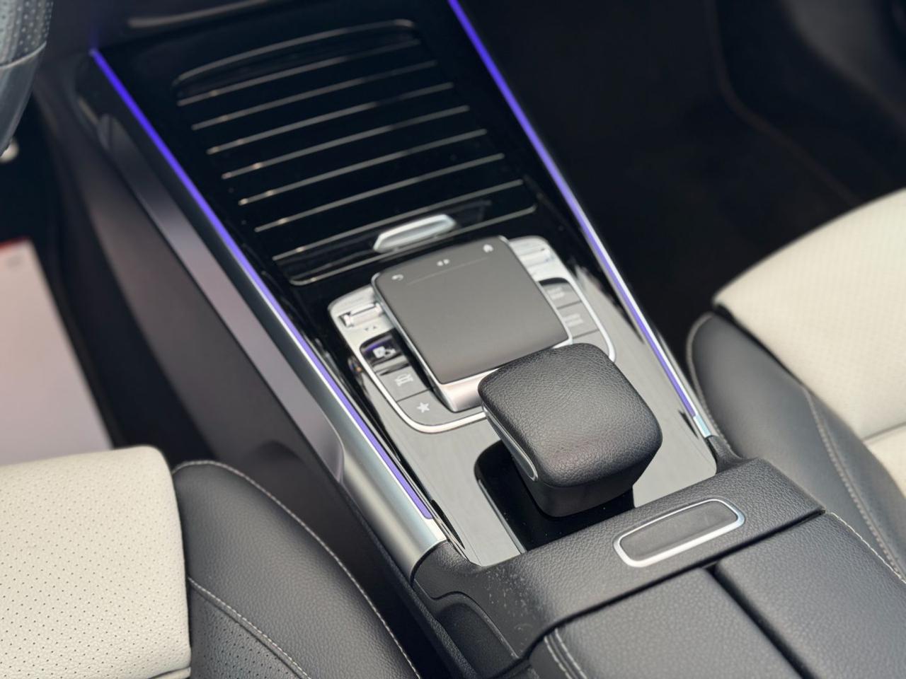 MERCEDES-BENZ GLB 200 d Auto 4Matic Premium AMG (Tetto/Led64/Pelle) - 30