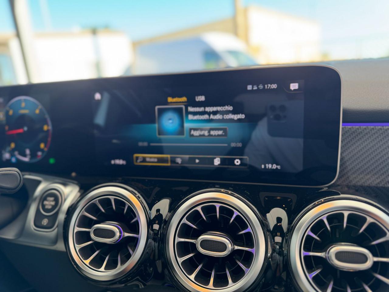 MERCEDES-BENZ GLB 200 d Auto 4Matic Premium AMG (Tetto/Led64/Pelle) - 35