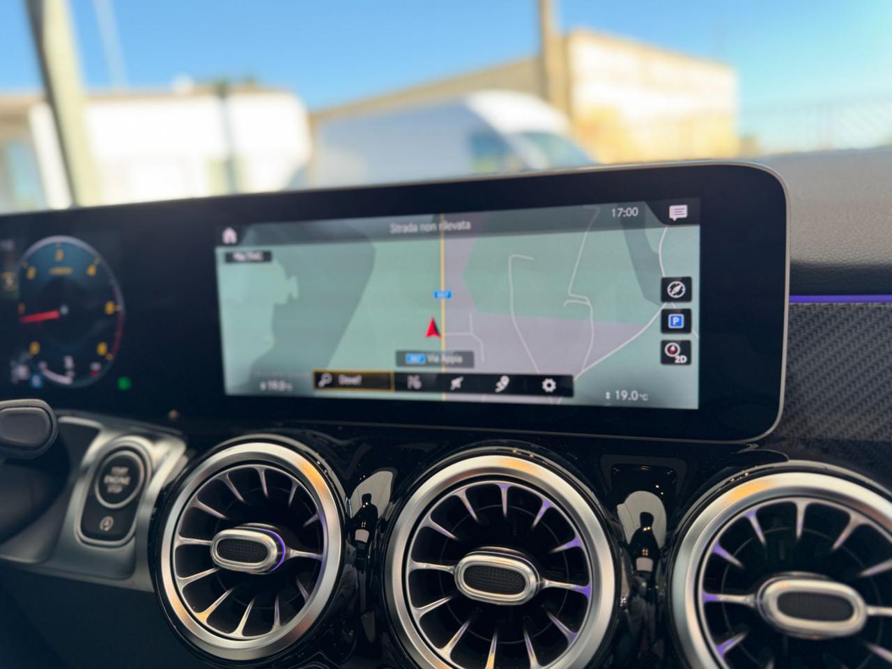 MERCEDES-BENZ GLB 200 d Auto 4Matic Premium AMG (Tetto/Led64/Pelle) - 34