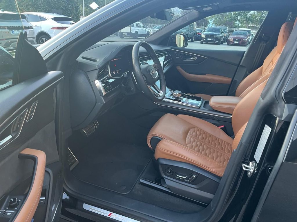 AUDI RS Q8 RS Q8 TFSI V8 quattro tiptronic - 12