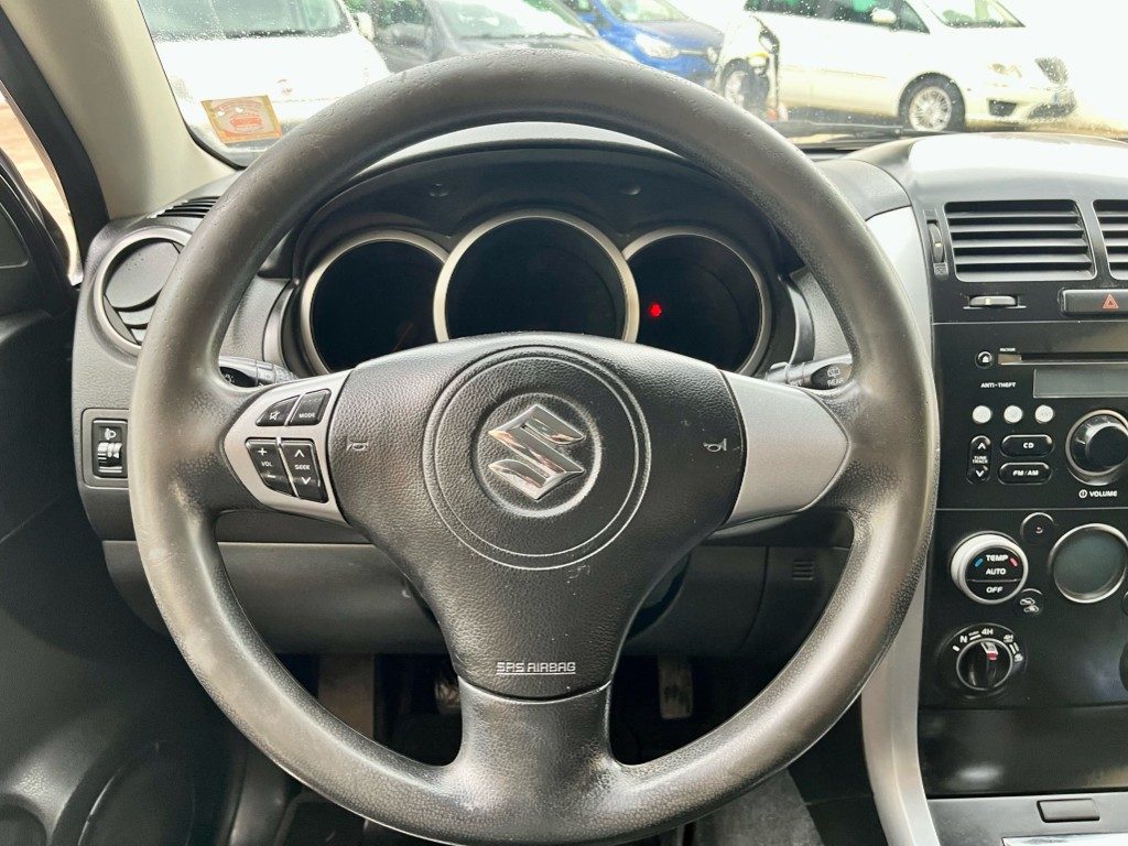 SUZUKI Grand Vitara