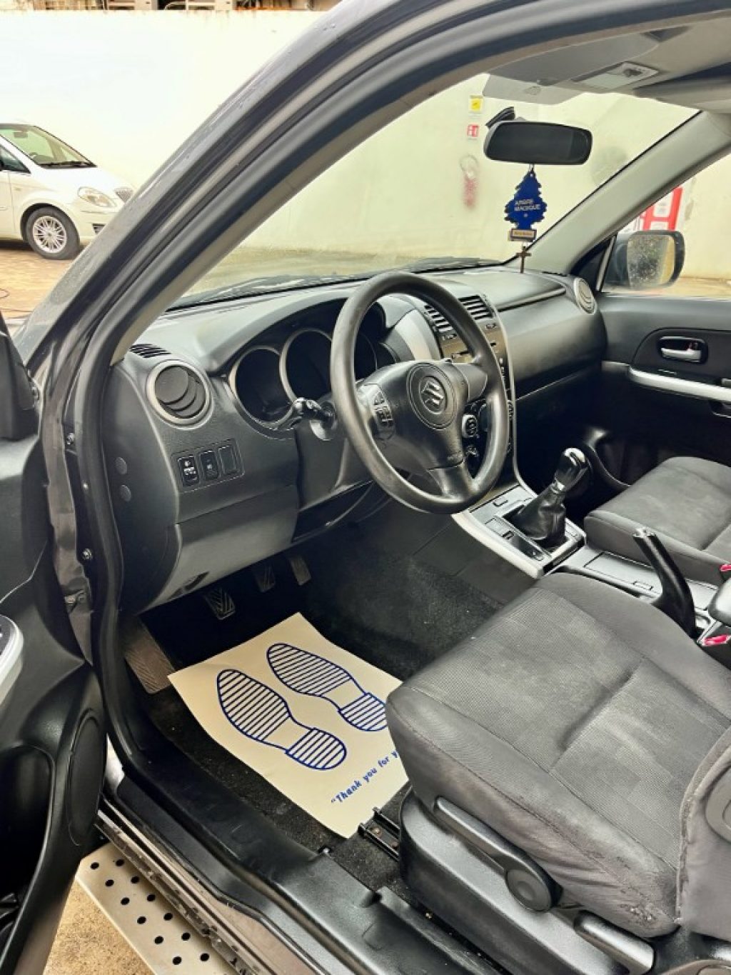 SUZUKI Grand Vitara