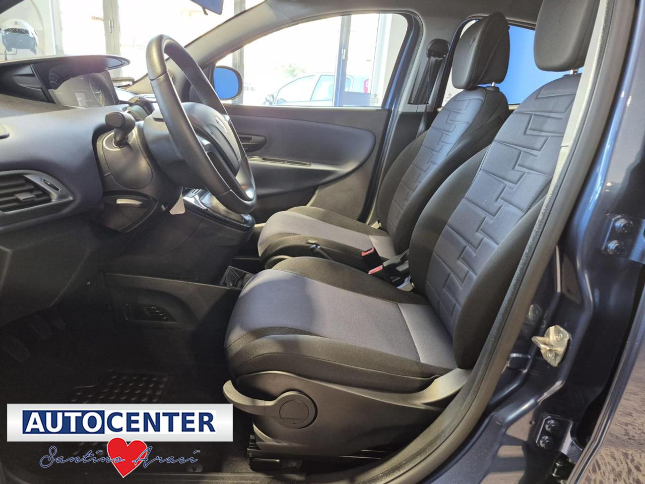 LANCIA Ypsilon 1.0 FireFly 5 porte S&S Hybrid Platino - 11