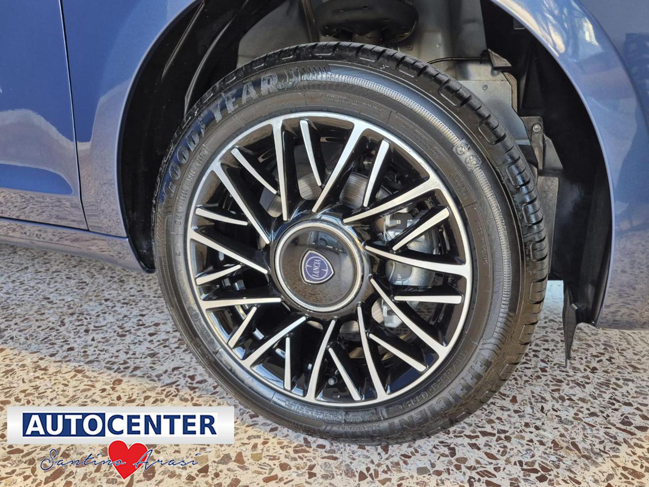 LANCIA Ypsilon 1.0 FireFly 5 porte S&S Hybrid Platino - 12