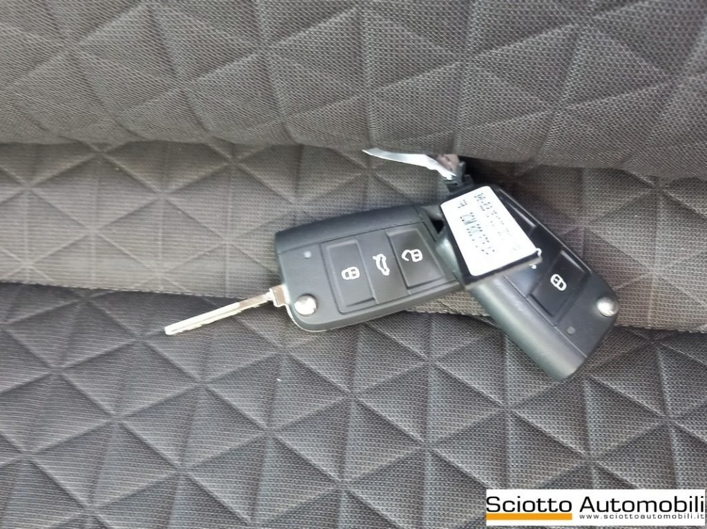 VOLKSWAGEN T-Cross 1.0 TSI 110 CV Advanced - 20