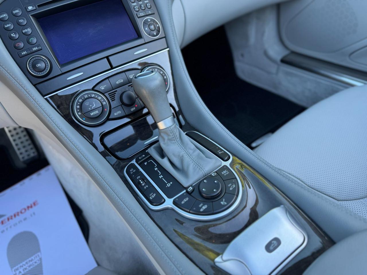 MERCEDES-BENZ SL 500 V8 Sport (Tetto panorama-19 AMG-Full Opt.) - 27