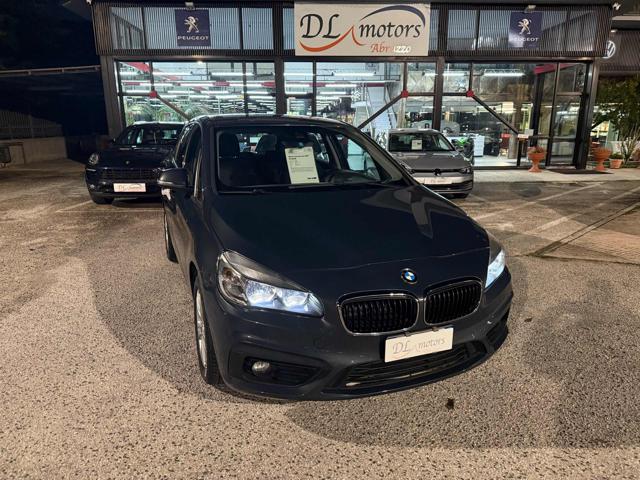 BMW 216 Blu metallizzato