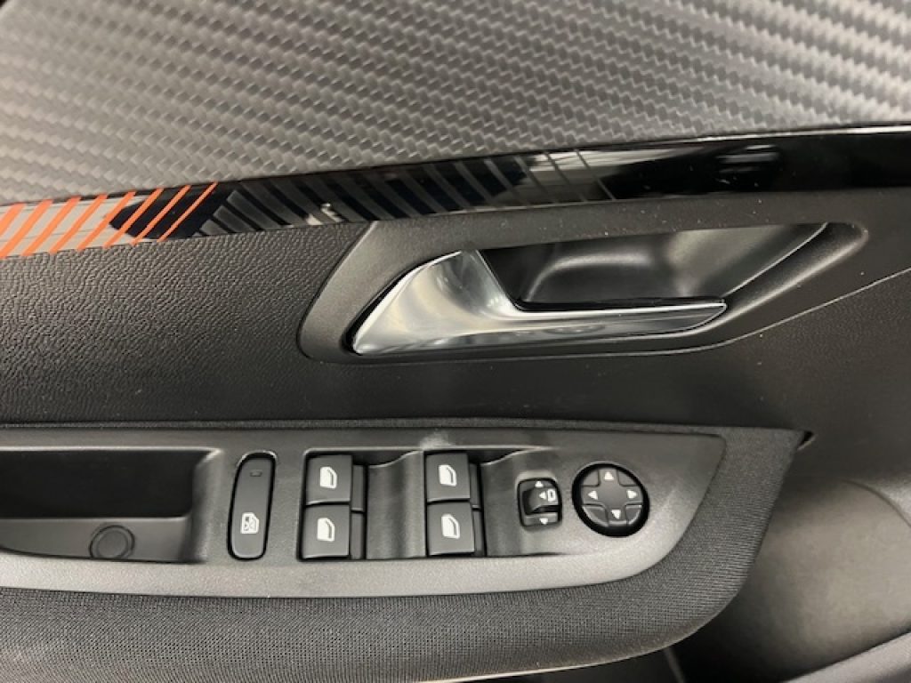 PEUGEOT 208 II 2019 -  1.2 puretech Active Pack s&s 75cv - 11