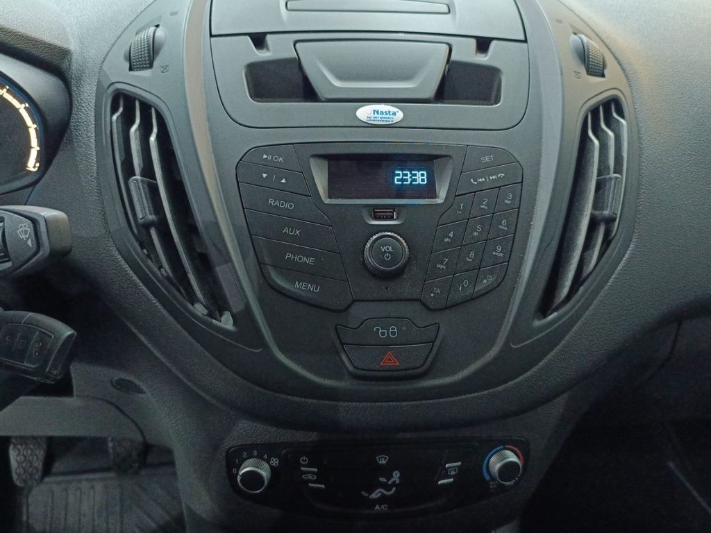 FORD Transit Courier 1.5 TDCi 75CV Van Entry - 16