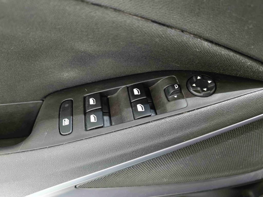 OPEL Crossland 1.5 ECOTEC D 110 CV Start&Stop Edition - 18