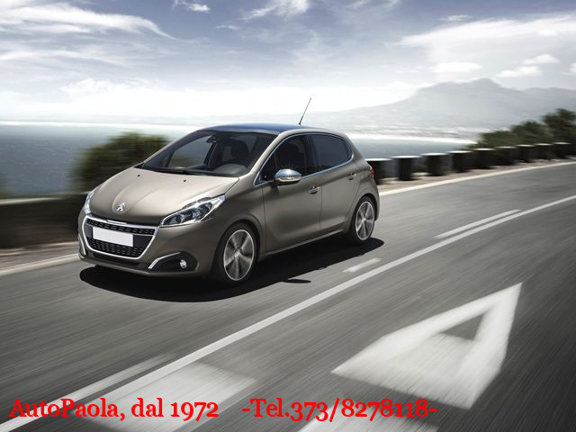 PEUGEOT 208 Grigio metallizzato