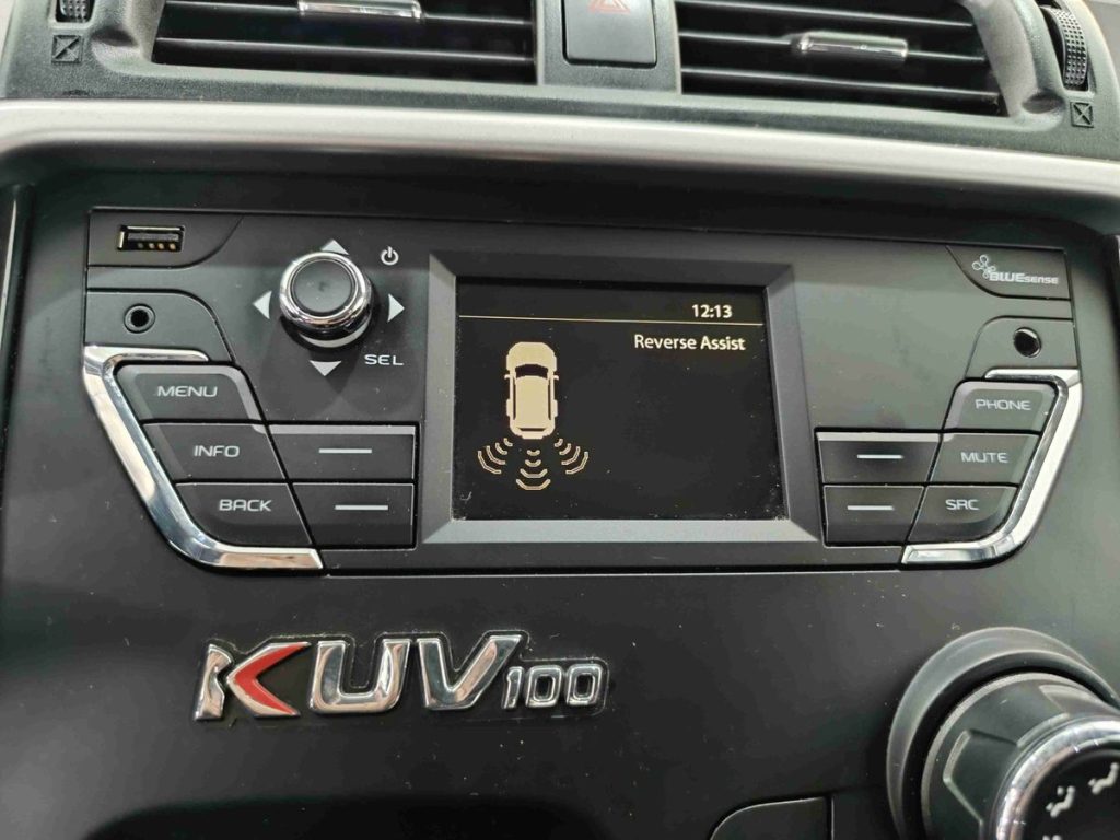 MAHINDRA KUV100 1.2 VVT K6+ - 16