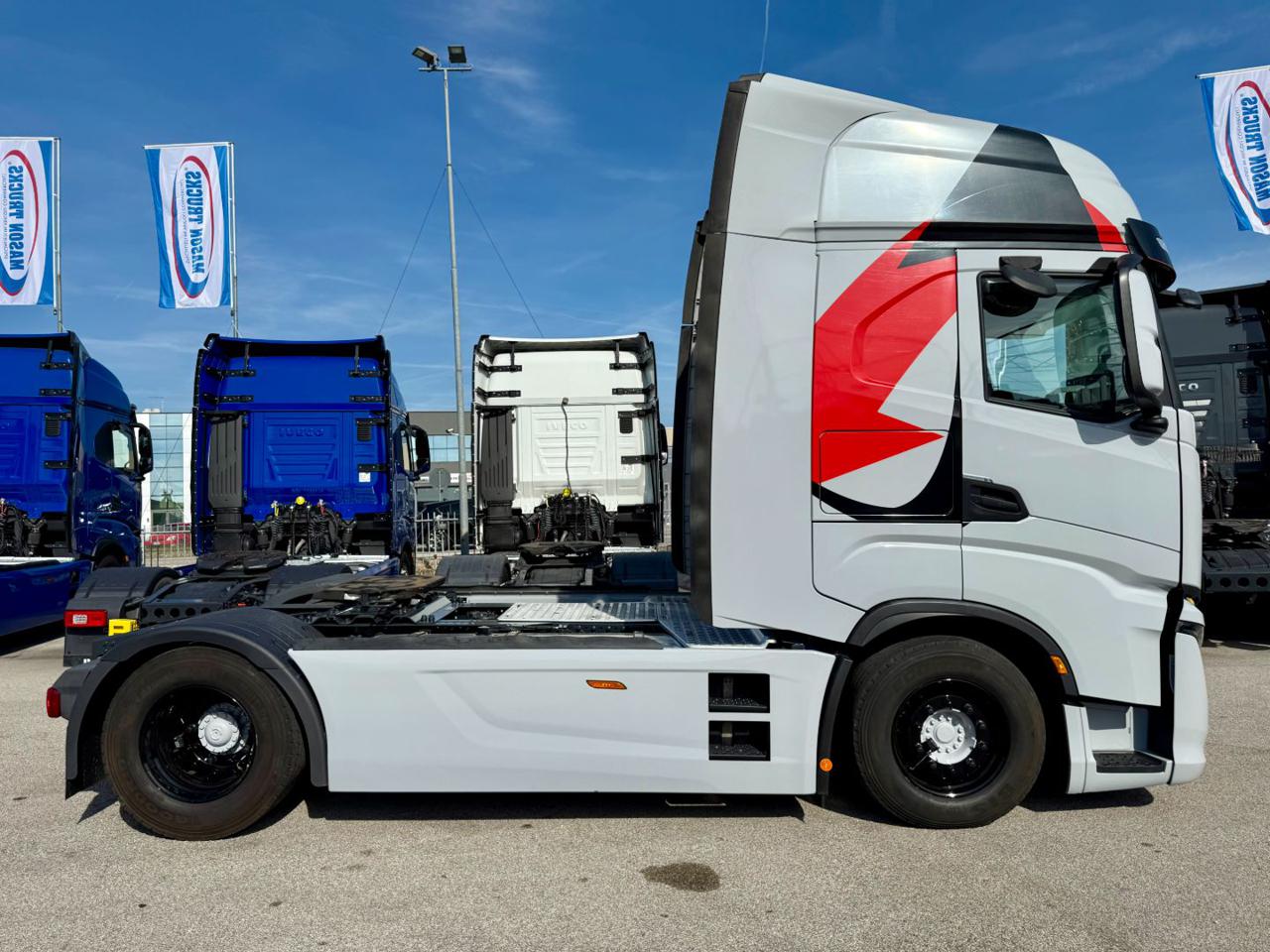IVECO S-WAY 480 - 4