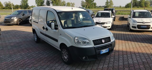 FIAT Doblo Bianco pastello