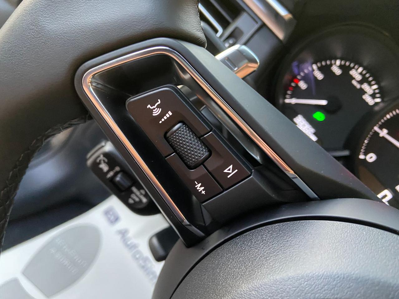 PORSCHE Macan 2.0 TETTO-SOSPENSIONI-CERCHI DA 21 - 29