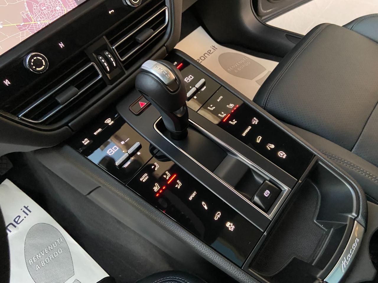 PORSCHE Macan 2.0 TETTO-SOSPENSIONI-CERCHI DA 21 - 17