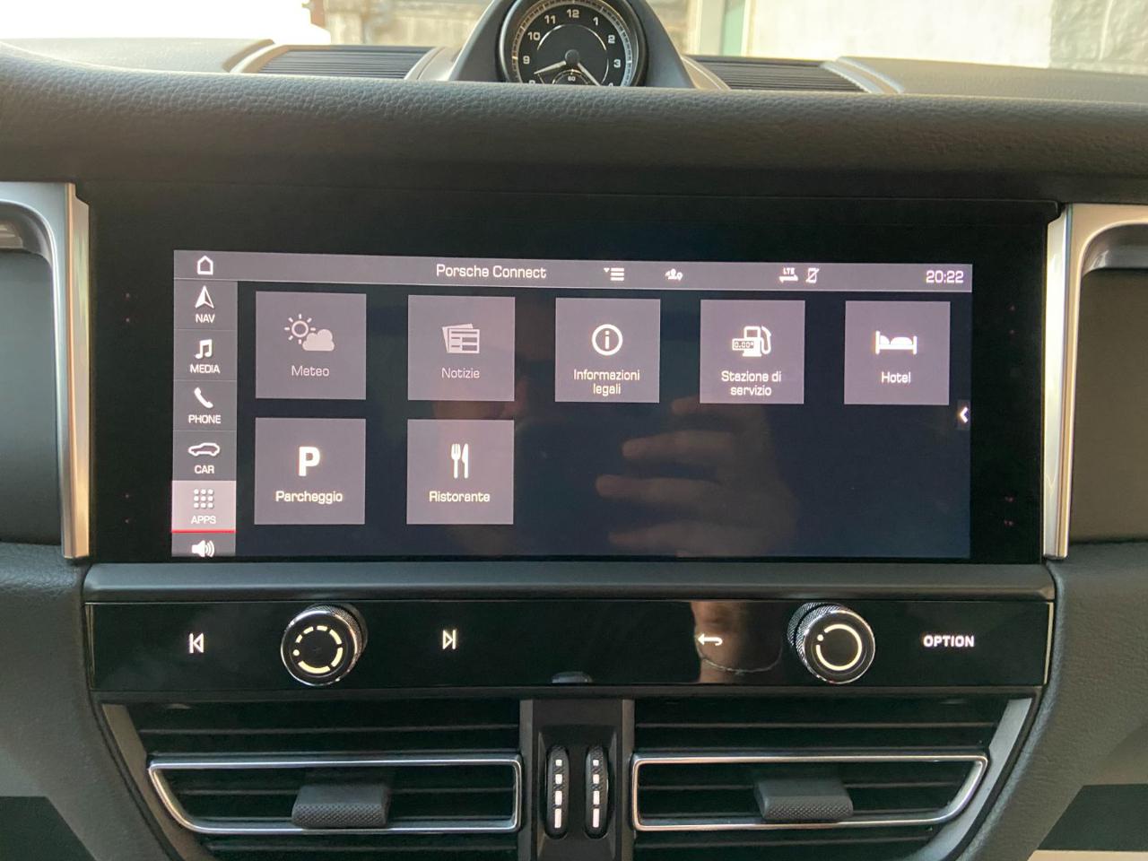 PORSCHE Macan 2.0 TETTO-SOSPENSIONI-CERCHI DA 21 - 36