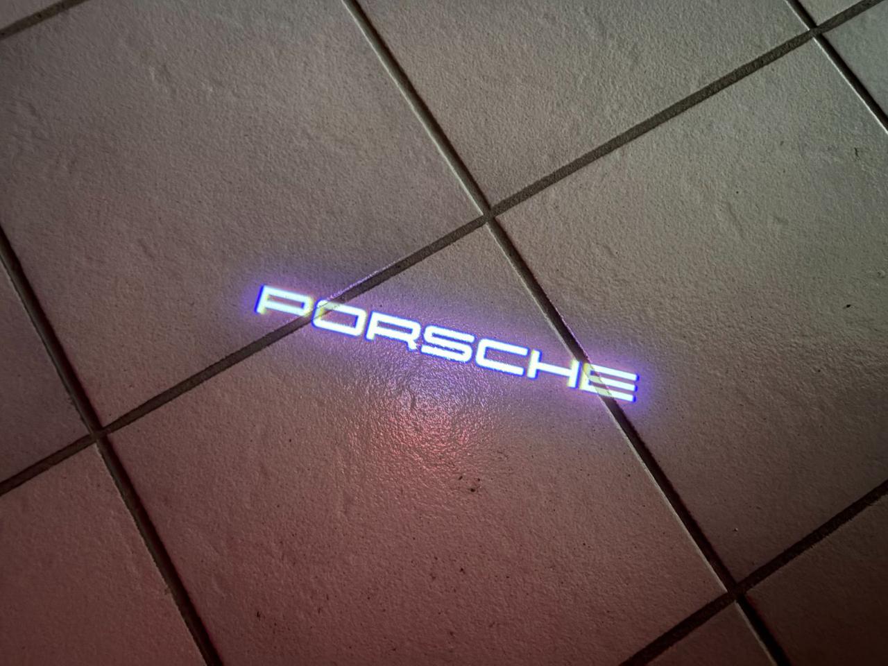 PORSCHE Macan 2.0 TETTO-SOSPENSIONI-CERCHI DA 21 - 48