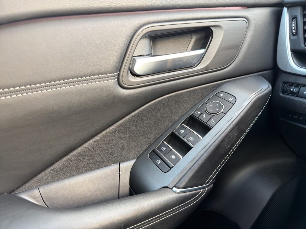 NISSAN Qashqai MHEV 140 CV N-Connecta - 11