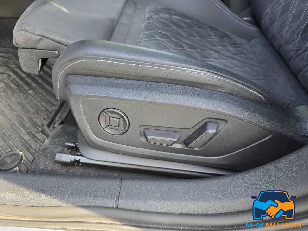 AUDI S3 Sedan TFSI 310 CV quattro S tronic sport attitude - 13