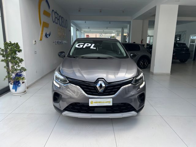 RENAULT Captur Grigio scuro metallizzato