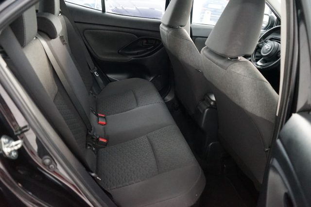 TOYOTA Yaris Cross 28