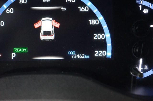 TOYOTA Yaris Cross 36