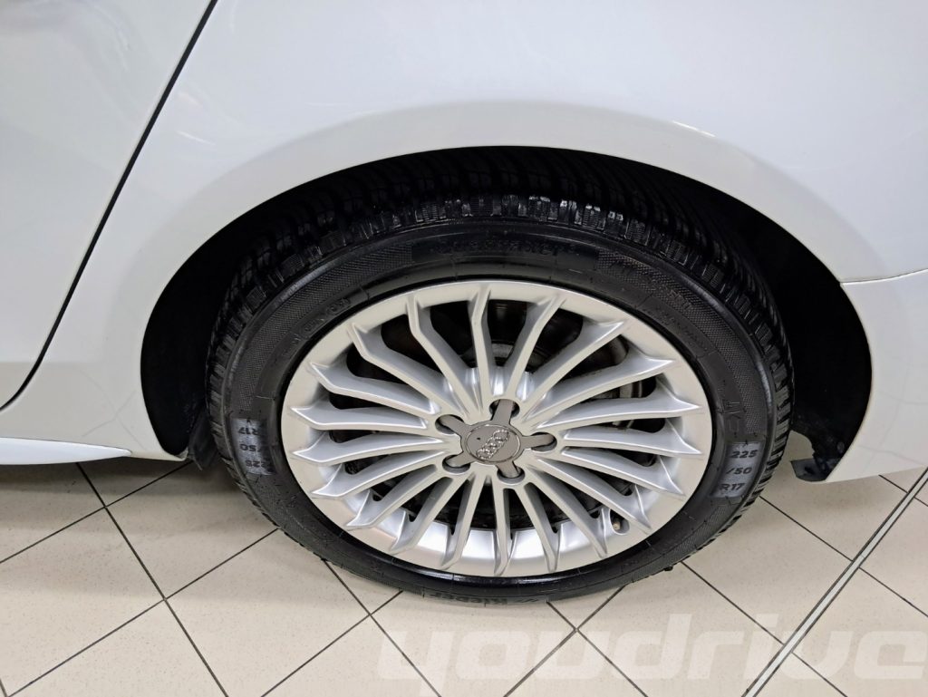 AUDI A4 / Avant 2.0 TDI 120 CV Advanced+S line KM 184.000 - 25