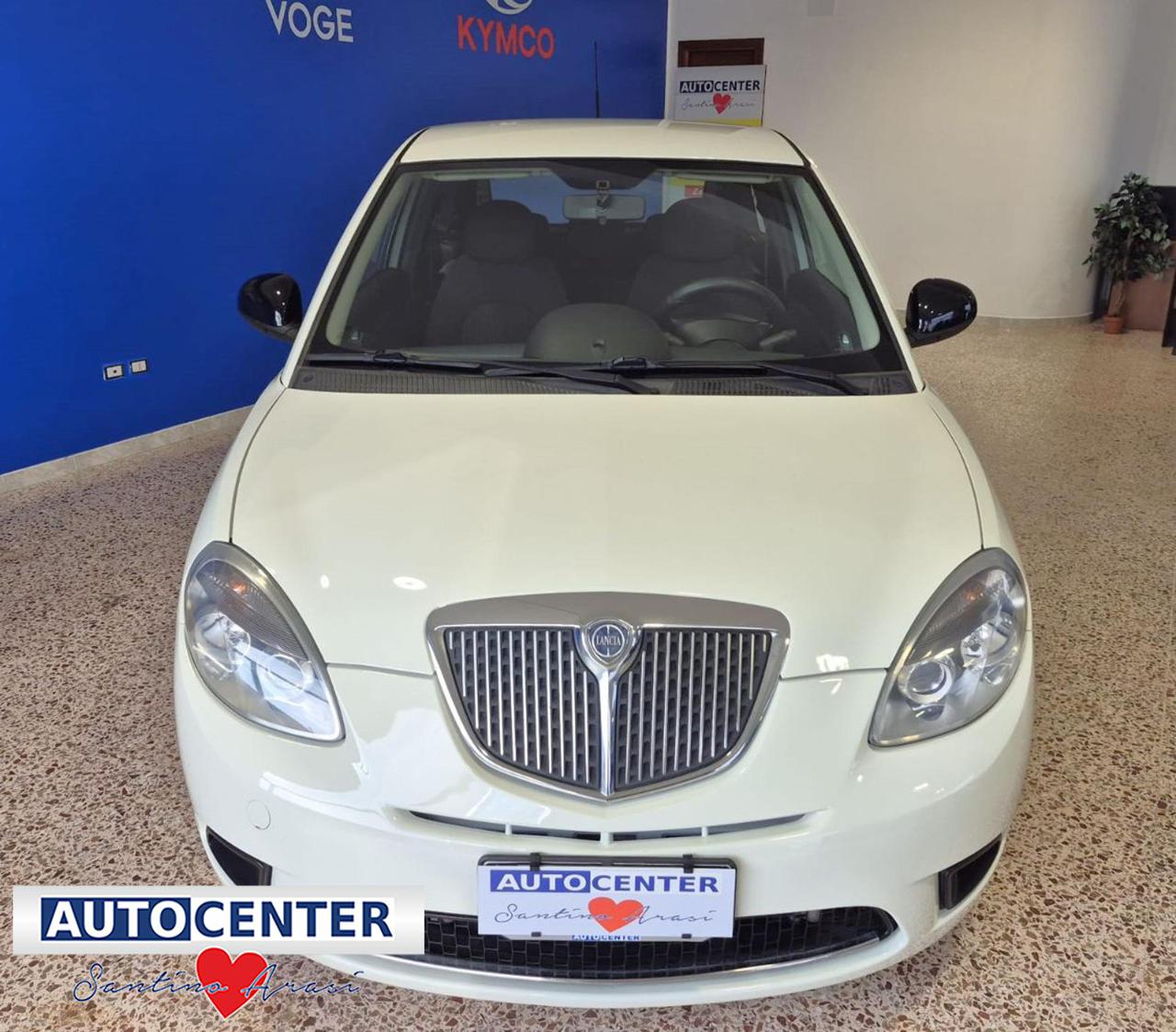 LANCIA Ypsilon 1.2 69 CV New Oro - 1