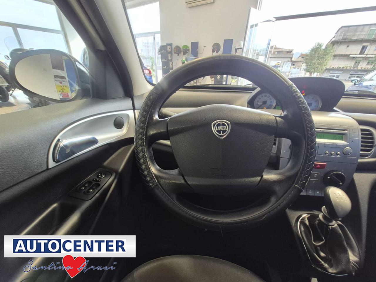 LANCIA Ypsilon 1.2 69 CV New Oro - 13