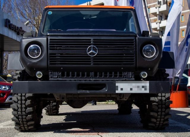 MERCEDES-BENZ G Nero perlato
