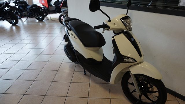 PIAGGIO Liberty S 50 Bianco pastello