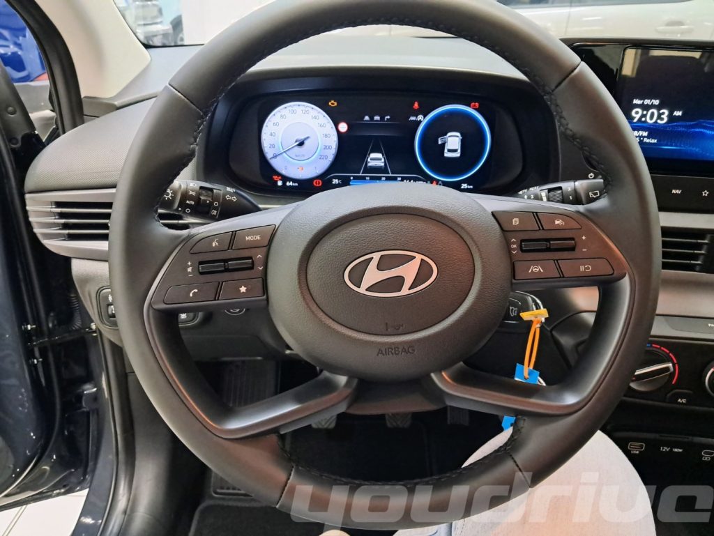 HYUNDAI i20 / 1.2 MPI MT GPL Connectline MY 25 KM0 - 11