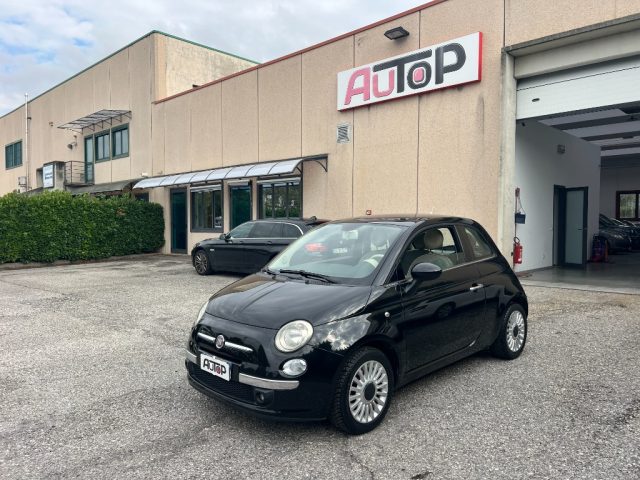 FIAT 500 Nero pastello