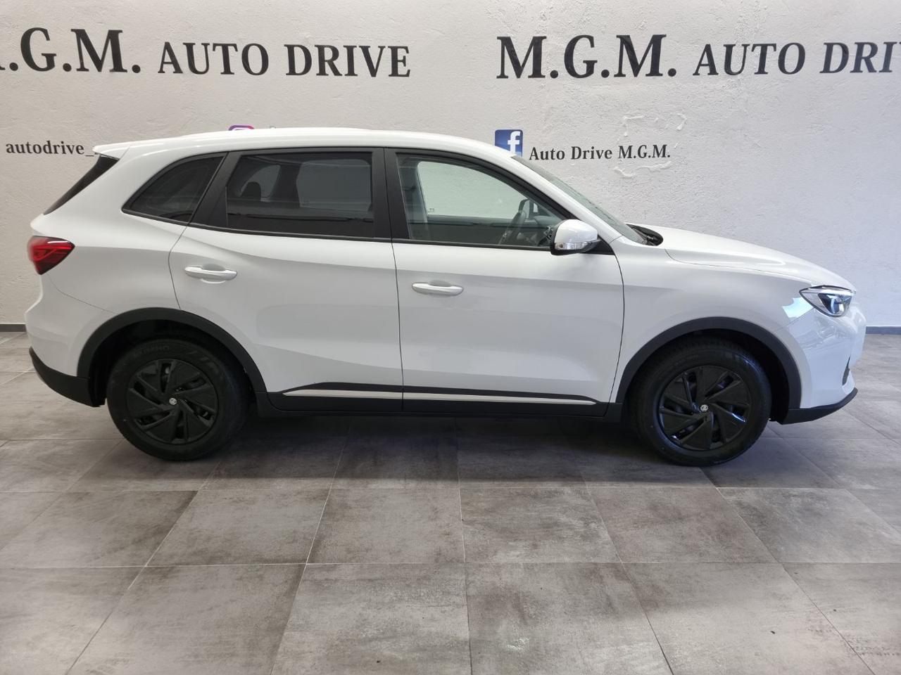 MG ZS 1.5 Standard - 4