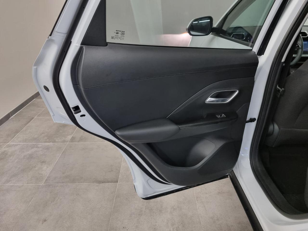 MG ZS 1.5 Standard - 21