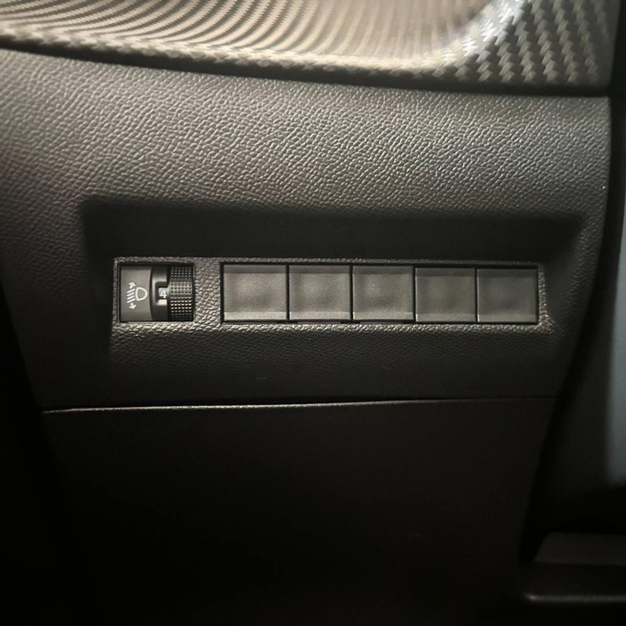 PEUGEOT 208 PureTech 100 Stop&Start 5 porte Allure - 28